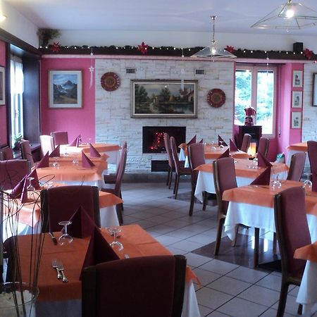 Albergo Del Cacciatore Cremeno エクステリア 写真