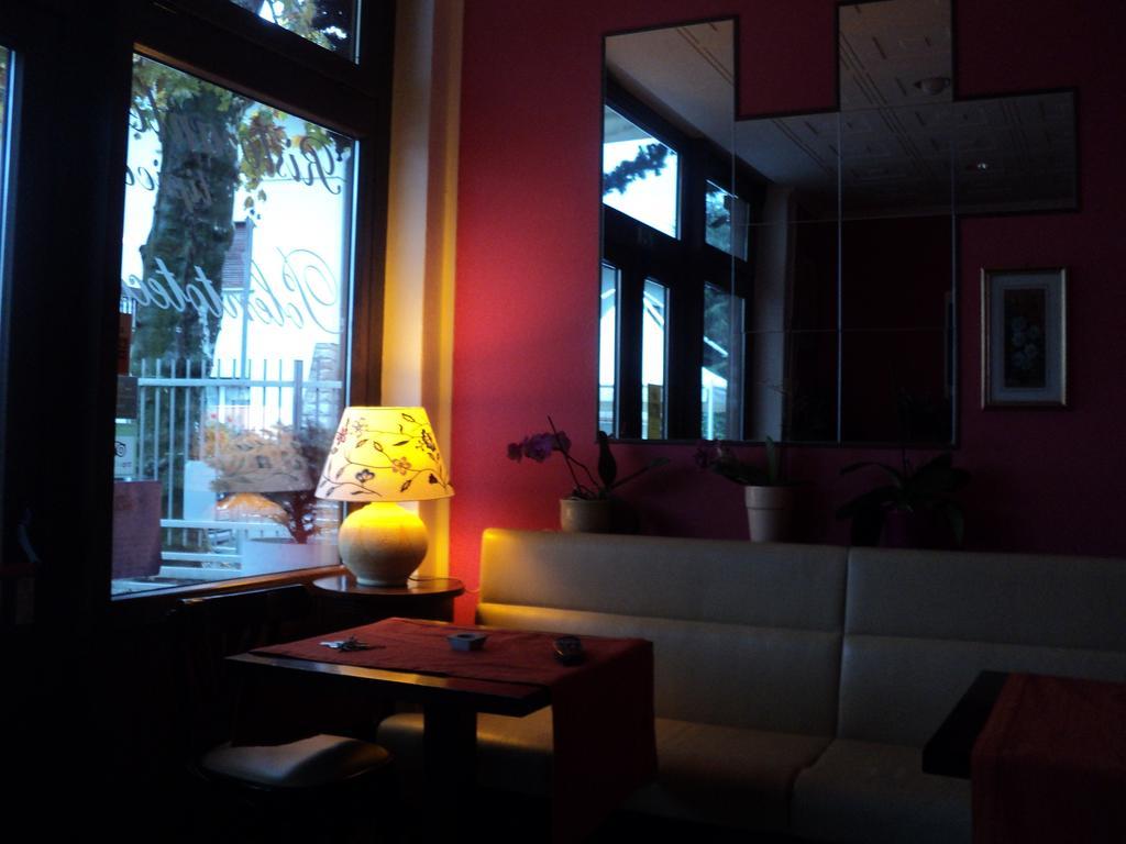Albergo Del Cacciatore Cremeno エクステリア 写真