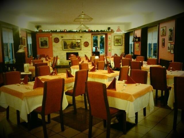 Albergo Del Cacciatore Cremeno エクステリア 写真